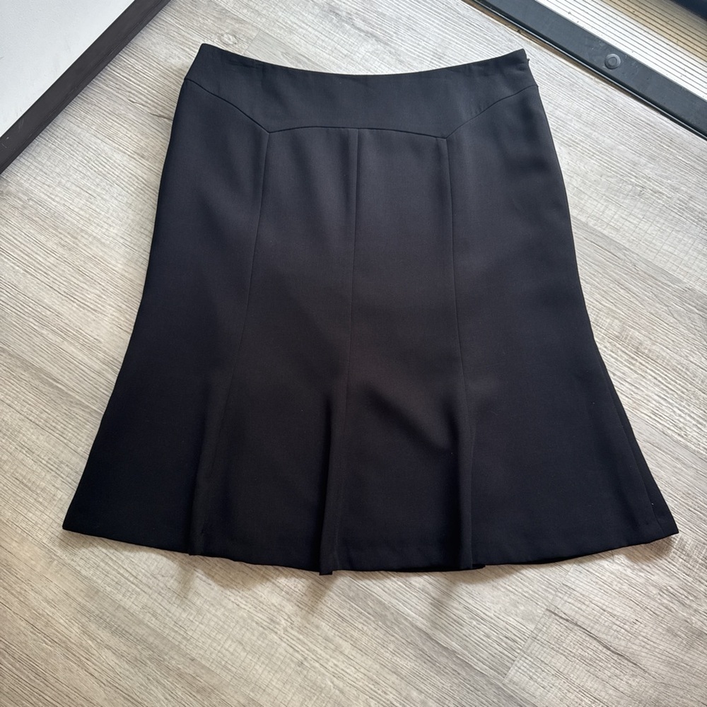 Jones Wear black women’s skirt. Size 12